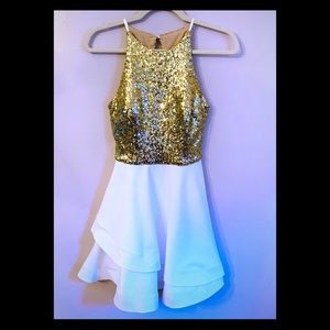 B Darlin Dresses - NWOT! B. Darlin Gold & Ivory Halter Dress B Darlin Dresses - NWOT! B. Darlin Gold & Ivory Halter Dress